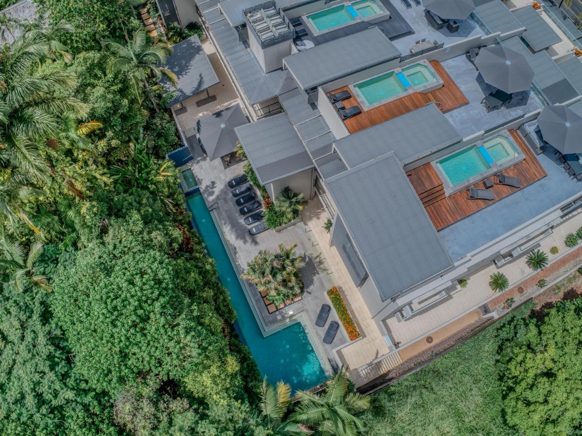 Coconut Grove Aparthotel Port Douglas Exterior foto