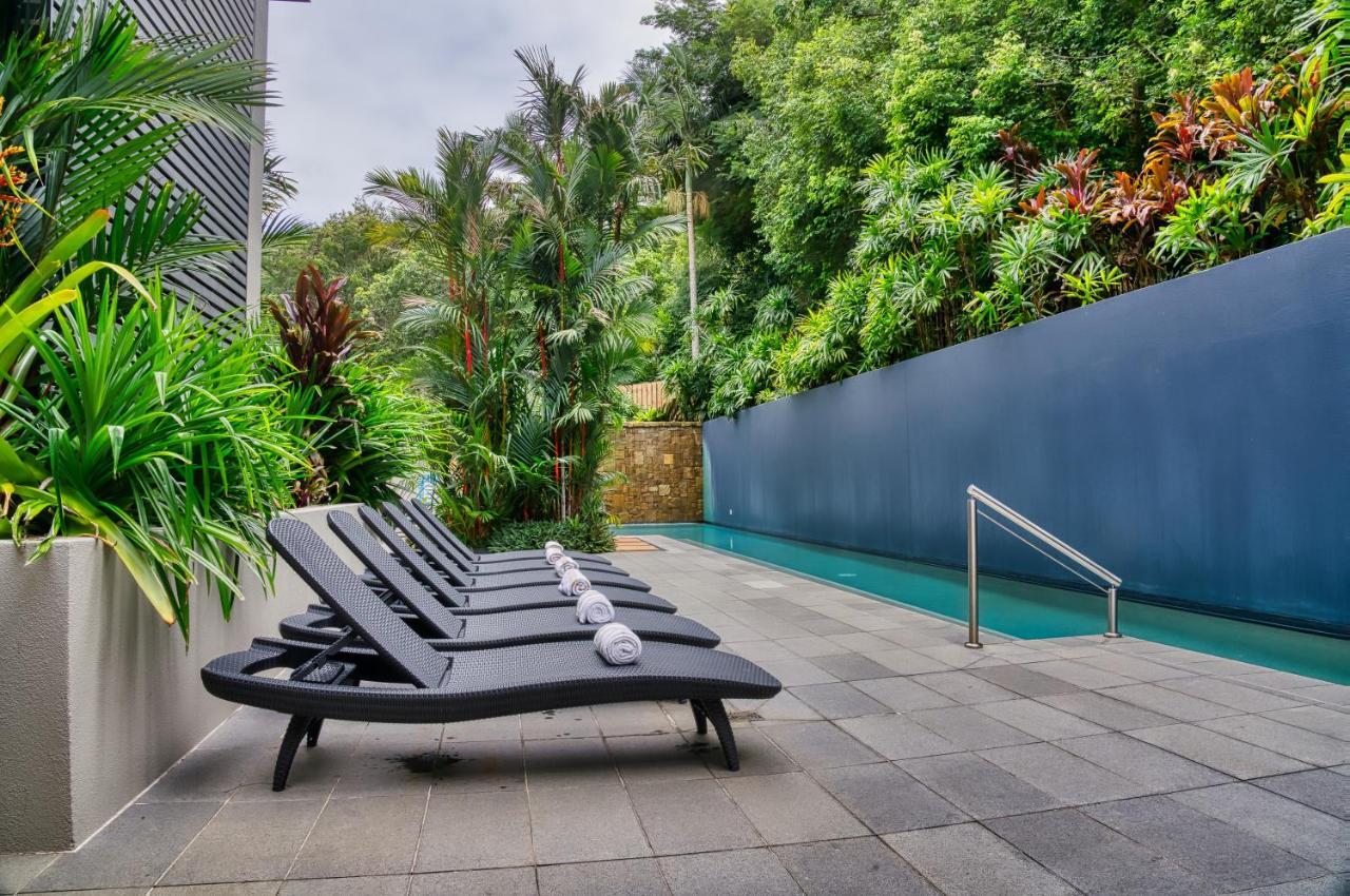 Coconut Grove Aparthotel Port Douglas Exterior foto